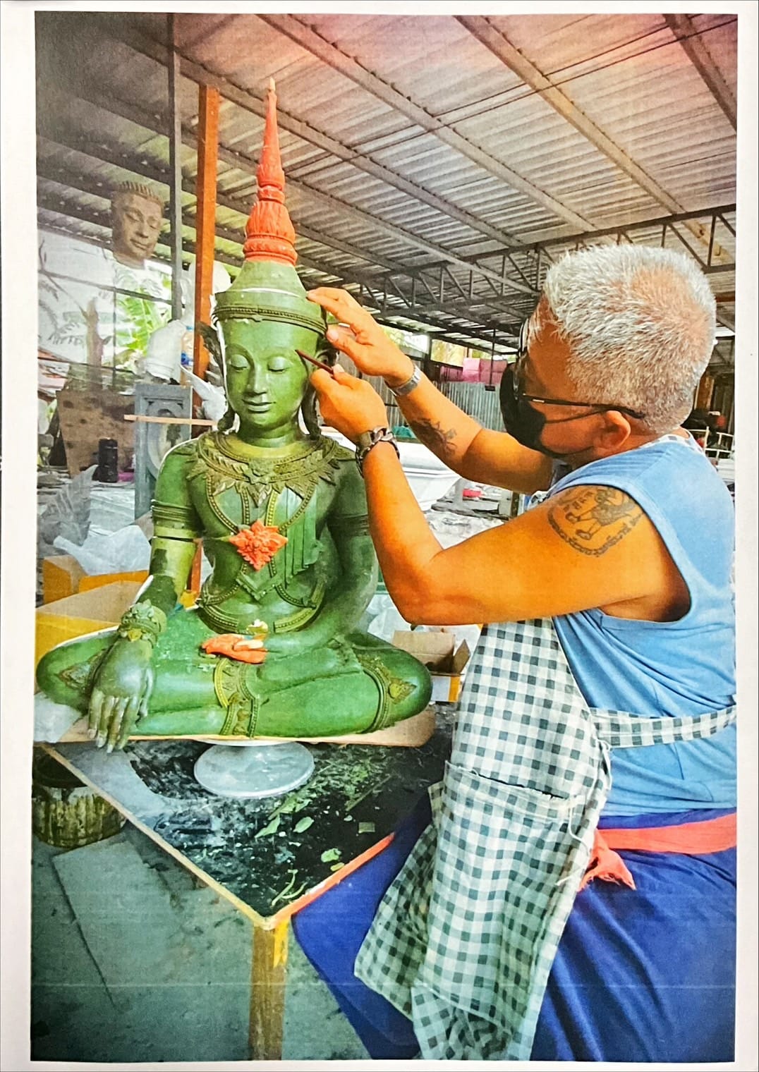 ปั้นพระพุทธรูป